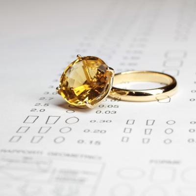 Anello con pendente