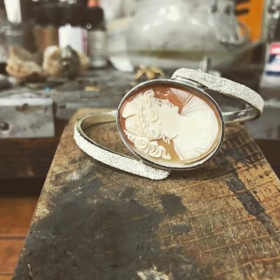 Bracciale con cammeo 